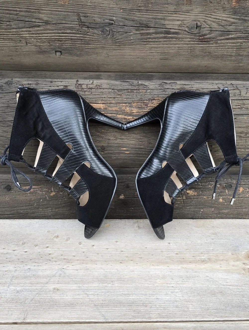 Nine West Stiletto Y2K Glam Revival Caged Lace Up Stiletto Bootie 8.5M